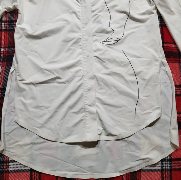 Aday Something Borrowed White Shirt With Face Design Size Small - Picture 2 of 14